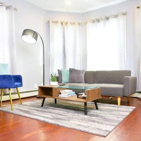 Cozy Apartment 3Rd 10Min Walk Downtown And City View 프로비던스 외부 사진