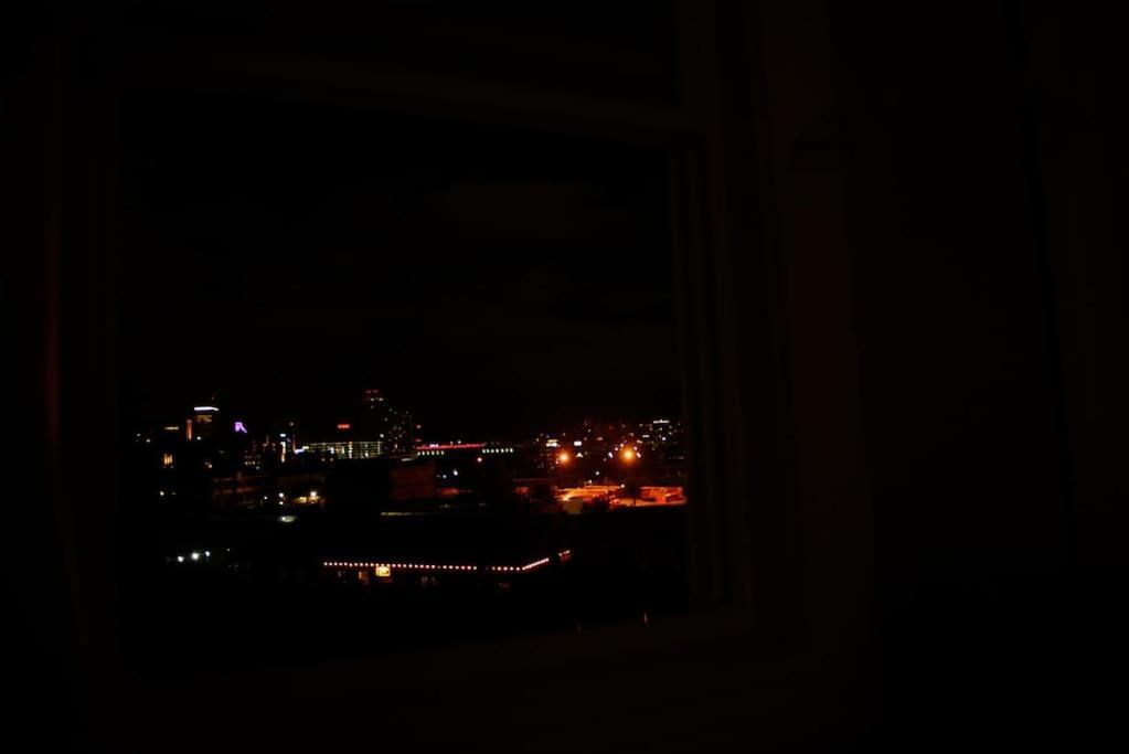 Cozy Apartment 3Rd 10Min Walk Downtown And City View 프로비던스 외부 사진