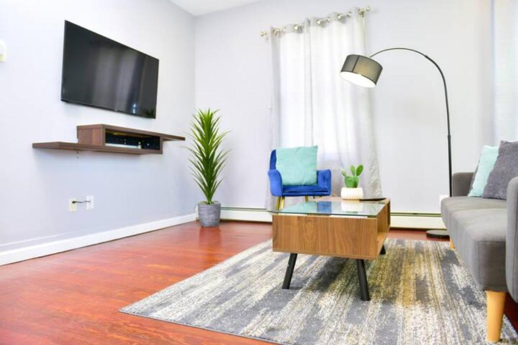 Cozy Apartment 3Rd 10Min Walk Downtown And City View 프로비던스 외부 사진